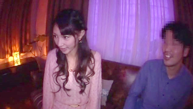 Sex-starved Amateur Overflows with Uncontrollable Lust Desire