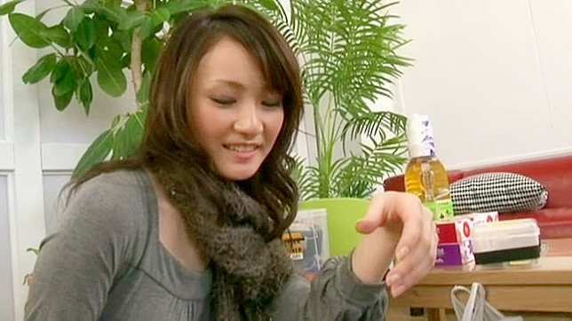 Gala Showgirl Seduces With Sultry Sex Moves For Hot Action