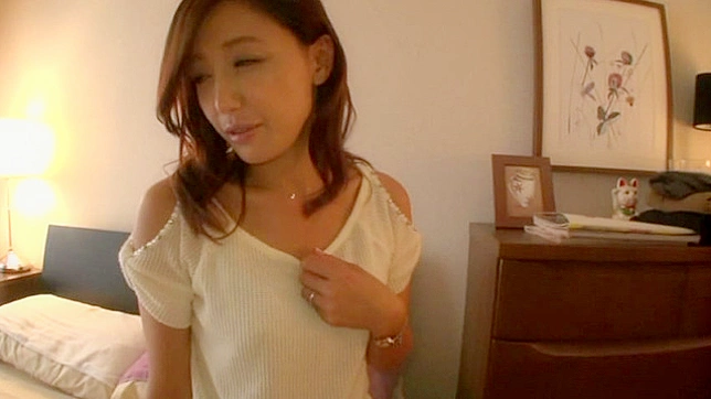 Seductive Spy Shows Her Skills With Rough Bedside Action