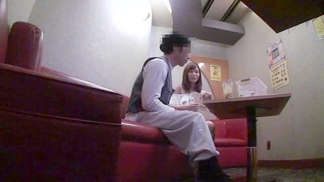 Hot Amateur Couple Flips Roles For Steamy Reverse Playtime