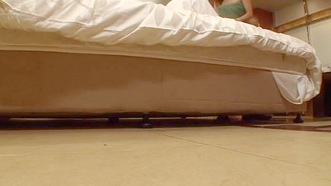 Hot Amateur Shows Off Insane Kinky Sex Secrets Skillfully