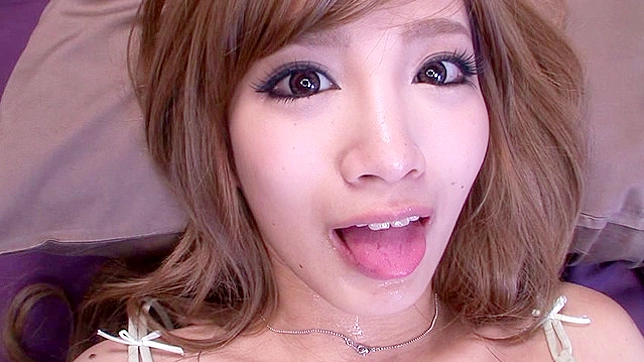 Cute Lady Begs Desperately For Semen-Filled Facial Pleasure