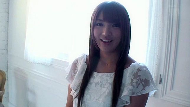 Shiori Kamisaki's Intimate & Explicit Moodyz Action Showdown