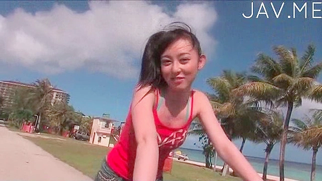 Sizzling Pornstar Shows Off Her Irresistibly Curvy Body