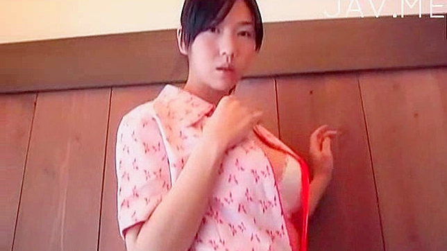 Passionate Woman Gives Amazing Blowjob