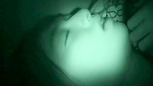 Sizzling Hottie Craves Cock with Uncontrollable Passion