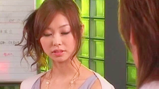 Sizzling Cutie Rides Massive Cock Lustfully On Couch