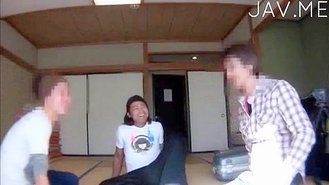 Naughty Amateur Gives Jaw-Dropping Blowjob Skills Showdown