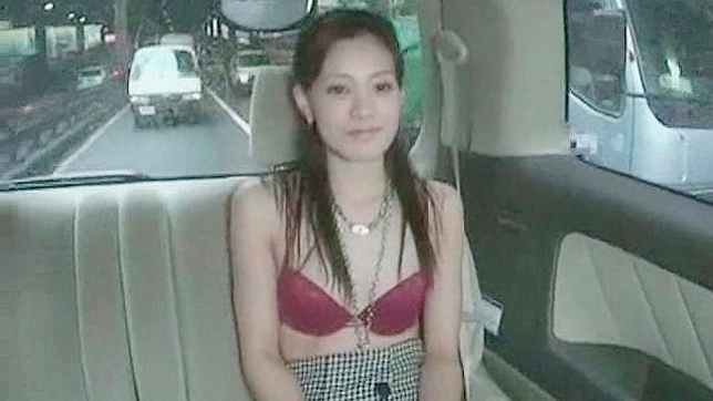 Hot Model's Sultry Poses Ignite Your Desires Instantly