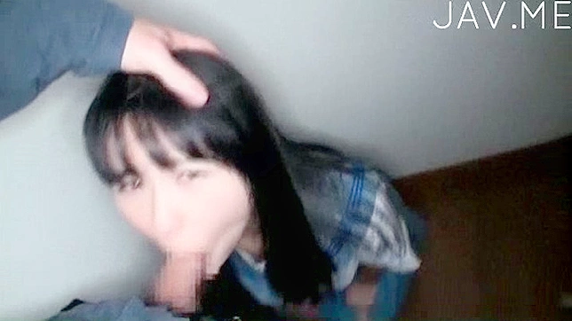 Sexy Cheeky Cutie Gives Deep Throat Blowjob Expertly