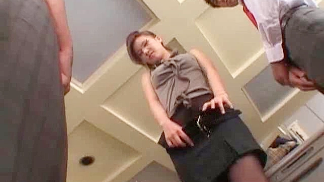 Hot Blade Play Stretches Tight Vagina for Sticky Cum Showdown