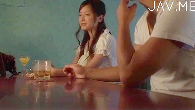 Naughty Amateur Gets Her Cherry Popped by Big Cock Thrusts