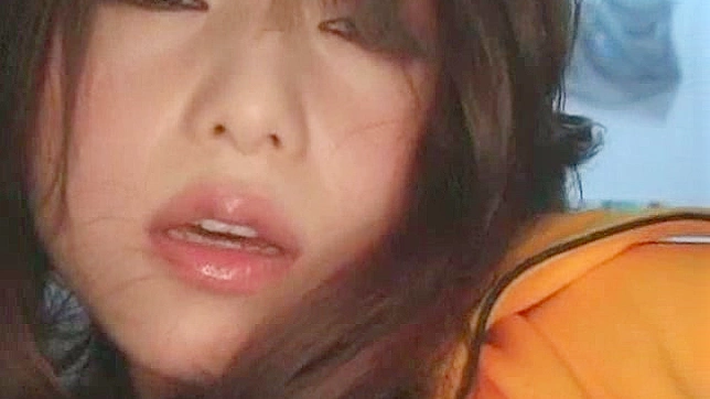 Petite Flexi Babe Gets Nailed Hard On The Couch