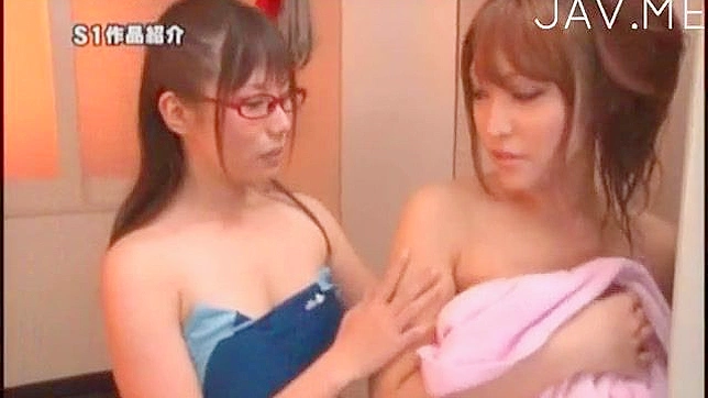 Seductive Redhead & Amateur Asian Give Real Blowjob Action