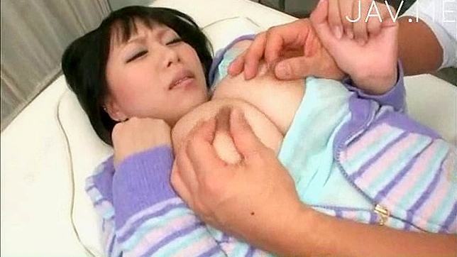 Seductive Asian Patient Does Titjob For Her Attractive Doctor Sexually