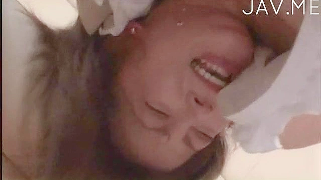 Sweet Amateur Gets Pussy Toyed Before Mind-Bending Orgasm