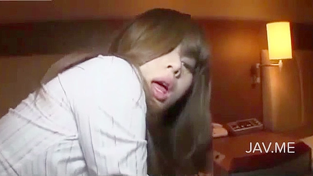 Skilled Japanese Cutie Gets Screwed Hard On Sofa