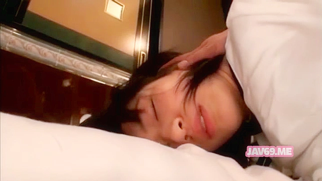 Sexy Lassie Takes It Deep Doggy Style For Extreme Pleasure