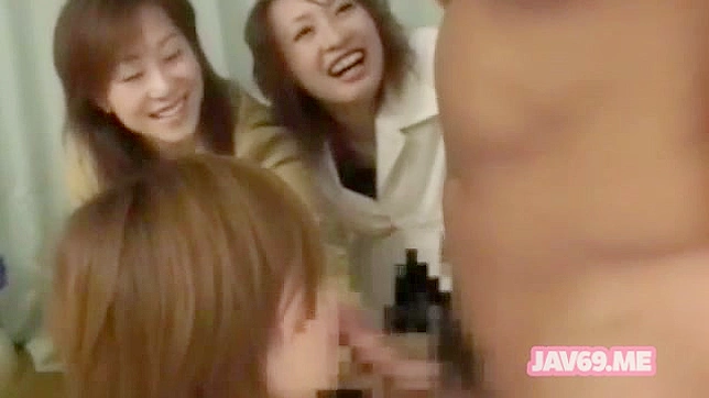 Hot Chick Gets Doggy Style Pussy Licked by Hung Stud