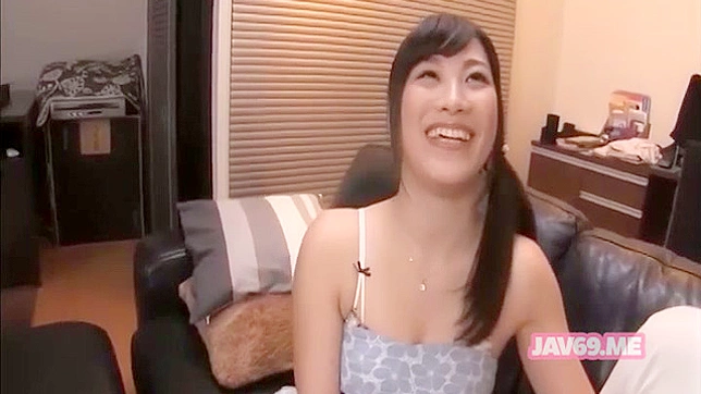 Sexy Babe Starts With Dildo Before Taking Large Penis Deeply