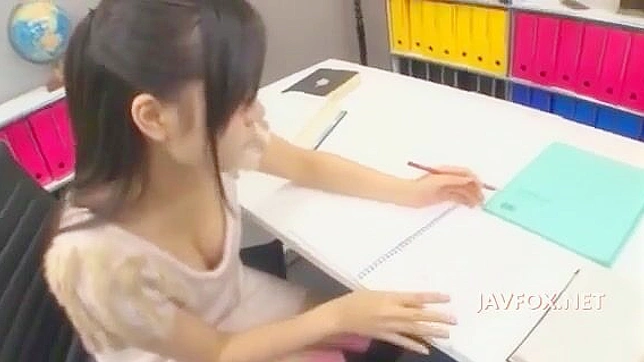 Hot Japanese Beauty Gets Hardcore Sexed by Big Cock Stud