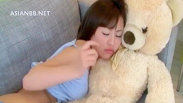 Sizzling Japanese Beauty Gets Hard Fucked by Stranger