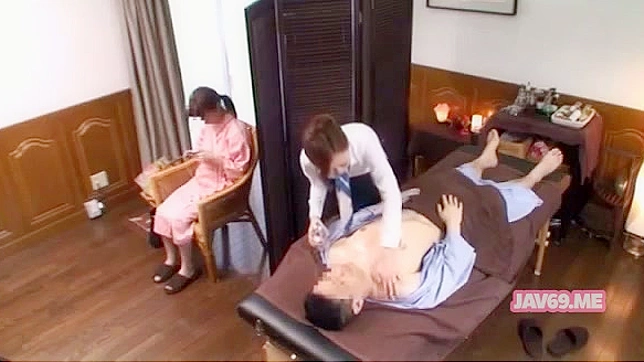 Moaning Babe Gets Her Tight Cunt Penetrated by Huge Cock