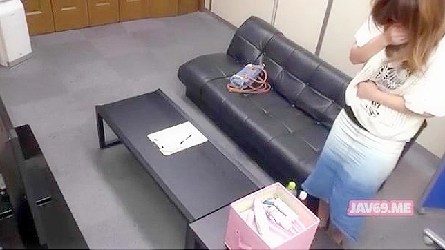 Cute Asian Teen 18+ Takes Big Cock Deeply in Pussy