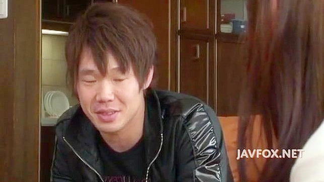 Hot Seductive Asian Babe Gives Wild Blowjob & Pussy Ride