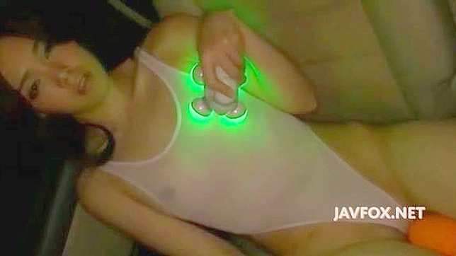 Hot Japanese Babe Tempts You With Her Sexy Fucking Skills