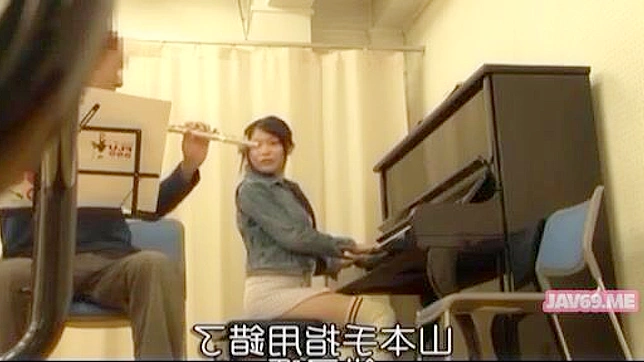 Cute Japanese Beauty Gets Hard Fucked by Big Cock Expert