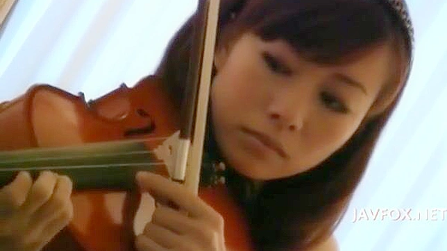 Hot Seductive Japanese Babe Fucks Passionately & Deeply