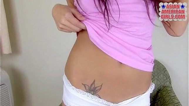 Naughty Sloane Pung Teases You with Her Seductive Solo Show