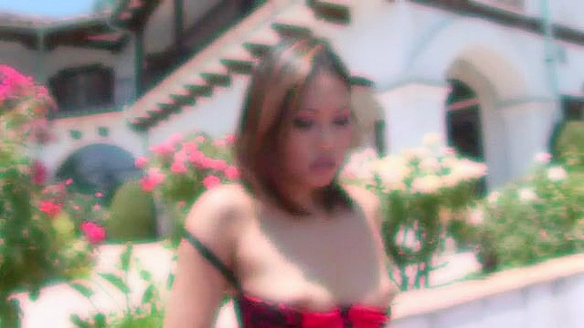 Seductive Veronica Lynn Sucks Hard Cock Before Hot Sex