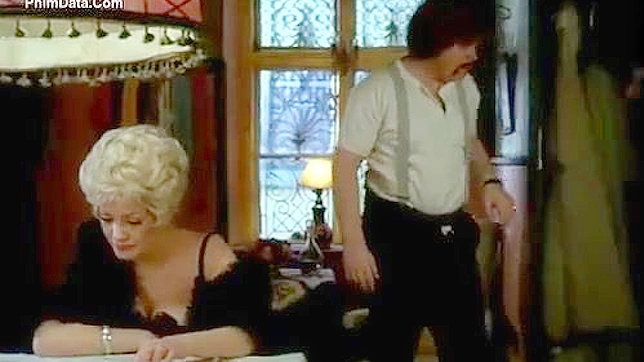 Cum-Craving Babe Gets Her Wet Pussy Hard Pounded Wildly