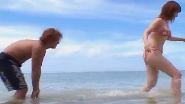 Sexy Kyoko Fukuzawa Tempts You On The Sandy Sea Shore