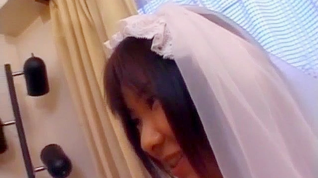 Bridal Nami Asakura Sucks Cock & Rubs It With Gloves Expertly