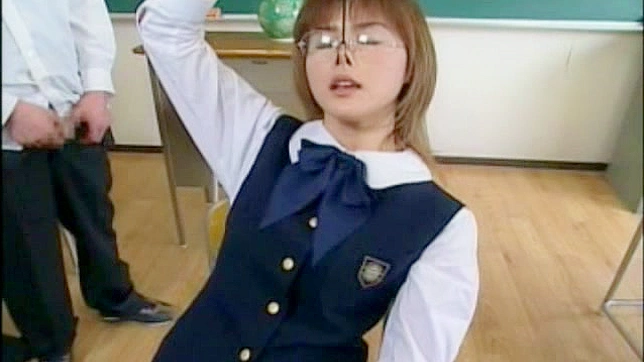 Seductive Beach Babe Oils Up Before Sliding onto Cock Passionately