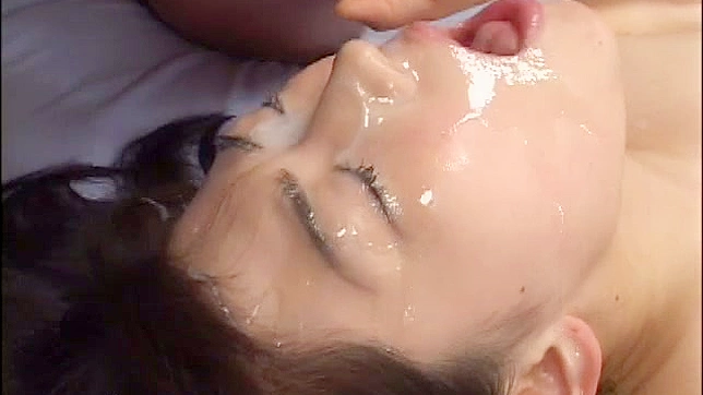 Sizzling Cougar Gets Her Pussy Smashed in Kitchen Session