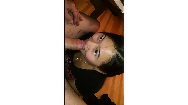 Amateur Asian Tempts With Sultry Cock Suck Skills