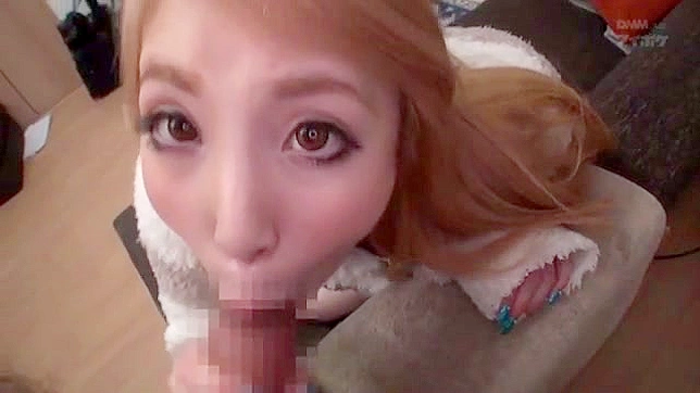 Passionate Japanese Beauty Loves Sucking Wood Deeply