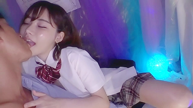 Caught Naked Up Curvy Japanese Babe Gets Fucked Hard