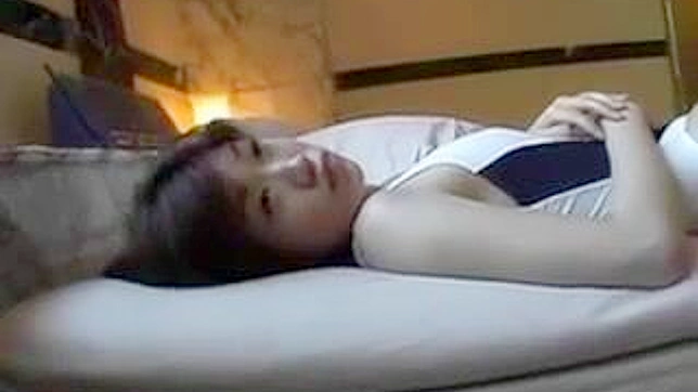 Japanese Cutie Wears Crotchless For Steamy Unprotected Sex