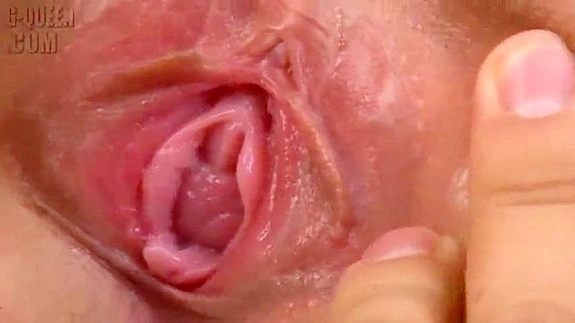 Naughty Japan Secretary Gets Fucked On Her Office Desk