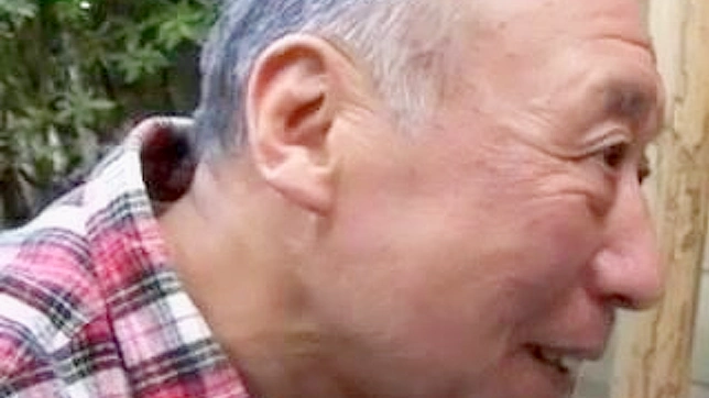 Mature Oriental Lady Receives Pleasure from Hot Chick