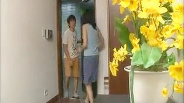 Seductive Mom Coaxes Young Lad into Hot Hidden Affair