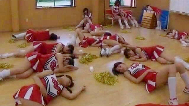 Kinky Coach Plays Time-Stopping Dirty Tricks On Drowsy Cheerleader
