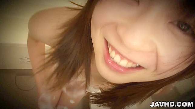 Foamy Masturbation Fun with Curvy Babe Leads to Pleasure Peak