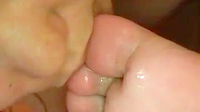 Japanese Lesbians Explore Passionate Forbidden Desire