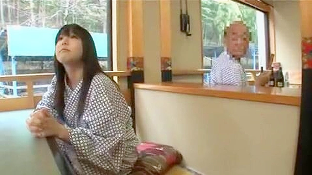Japan Stepmom Tempts Young Daughter With Cunni Passionately